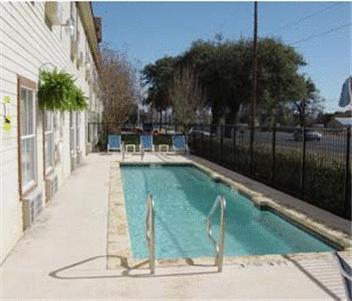 Fredericksburg Hill Country Hotel Extérieur photo